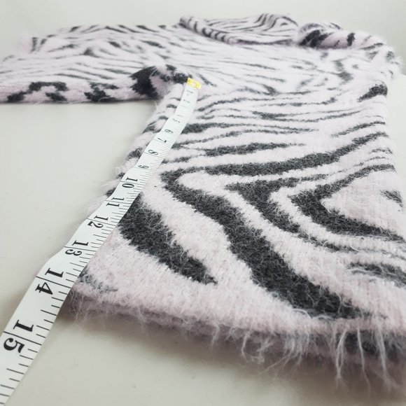 H&M Pink Zebra Pattern Fuzzy Turtleneck Sweater - Picture 6 of 13